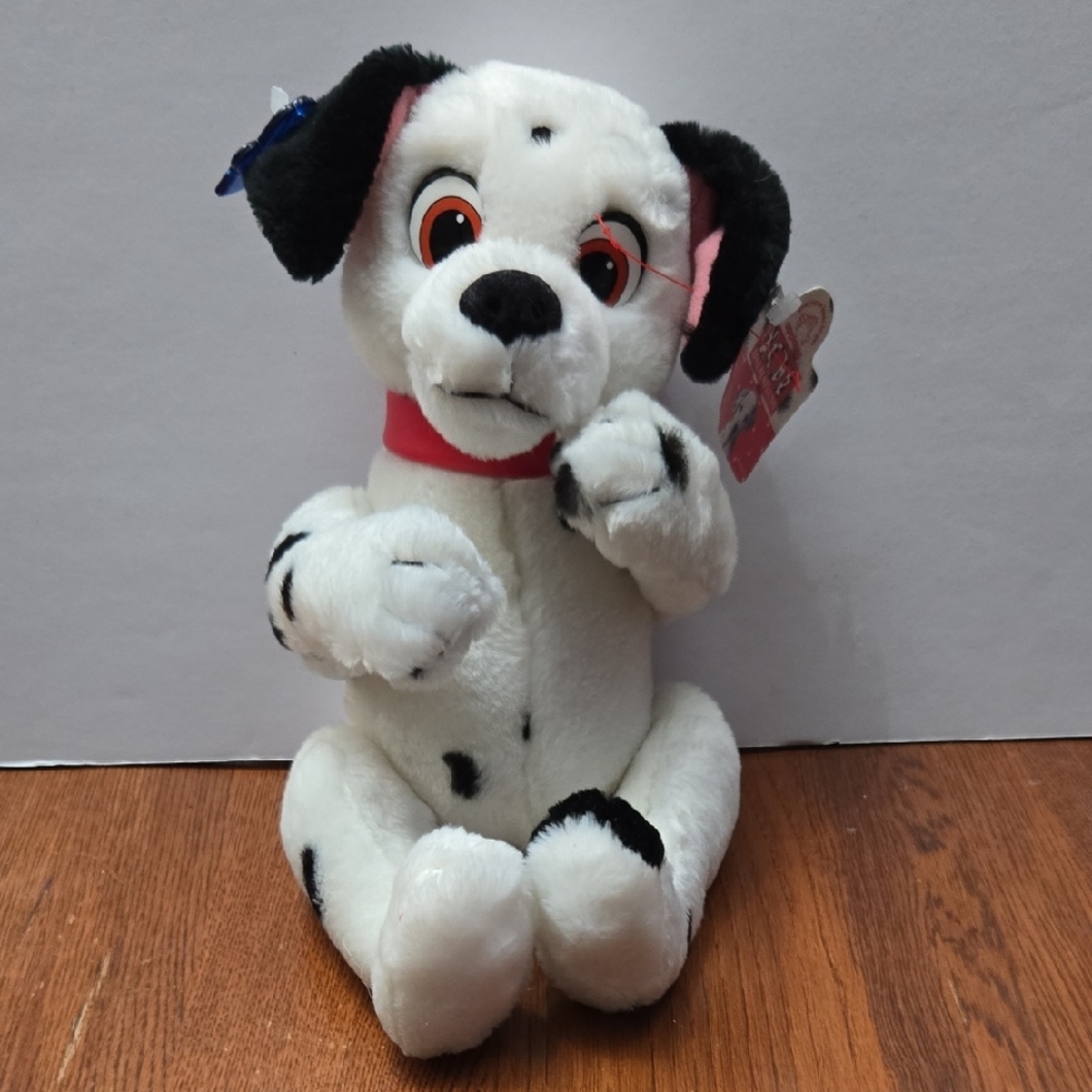 Disney Vintage 101 Dalmatian Applause Plush with Red Collar